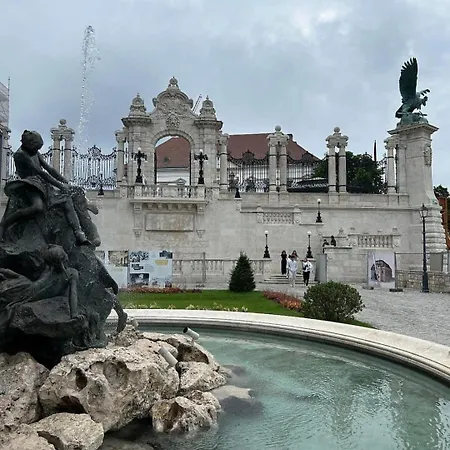 Premium By The Danube With Ac Budapest