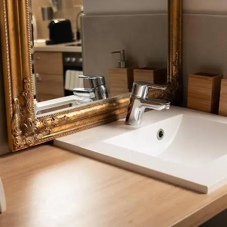 Premium By The Danube With Ac *