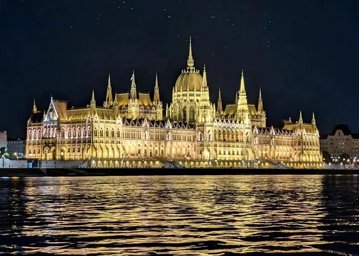Premium By The Danube With Ac * Boedapest